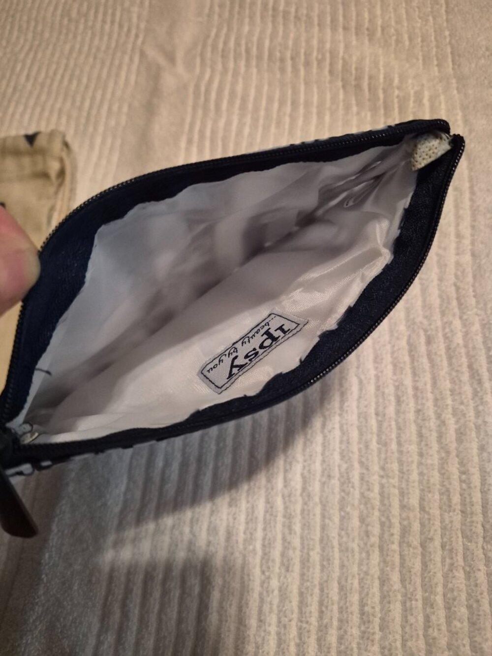 3 Nautical Travel Items, Bags, Wallet - Picture 8 of 10